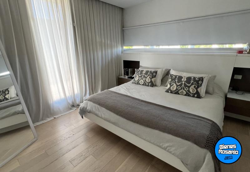 Casas - Funes -  Alquiler