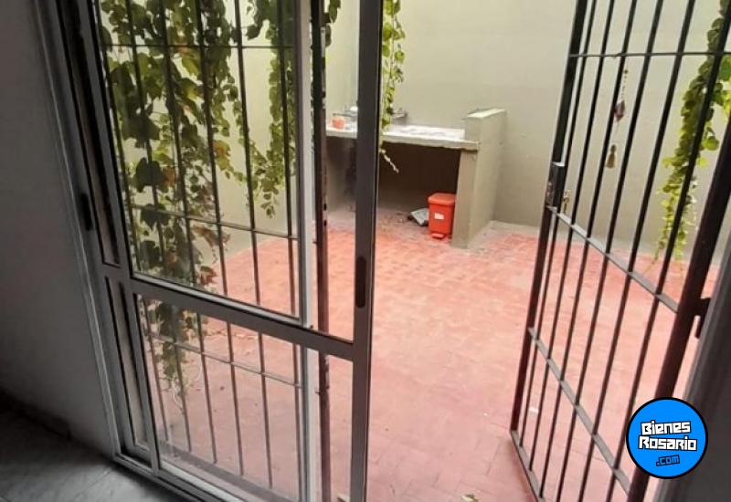 Departamentos de pasillo - Rosario - Venta