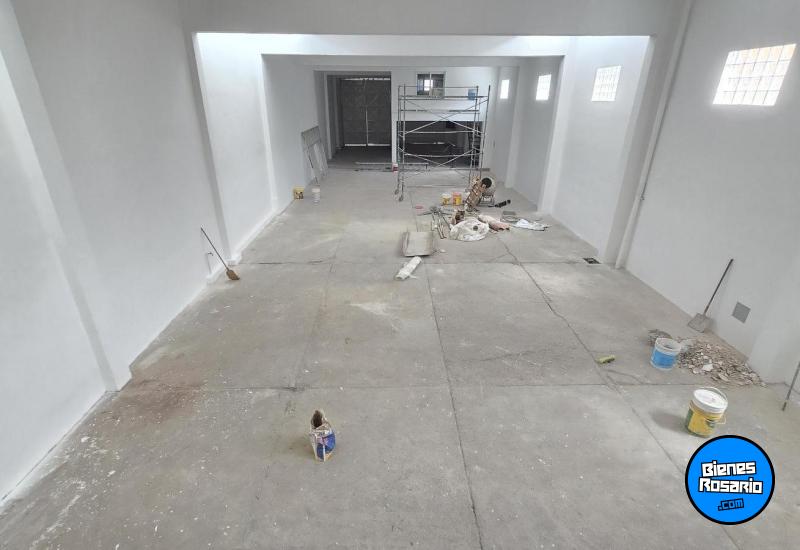 Galpones / Dep贸sitos - Rosario - Venta