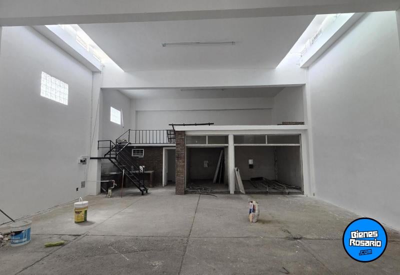 Galpones / Dep贸sitos - Rosario - Venta
