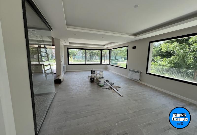 Casas - Funes - Venta