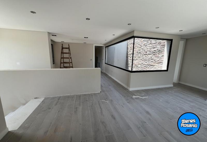 Casas - Funes - Venta