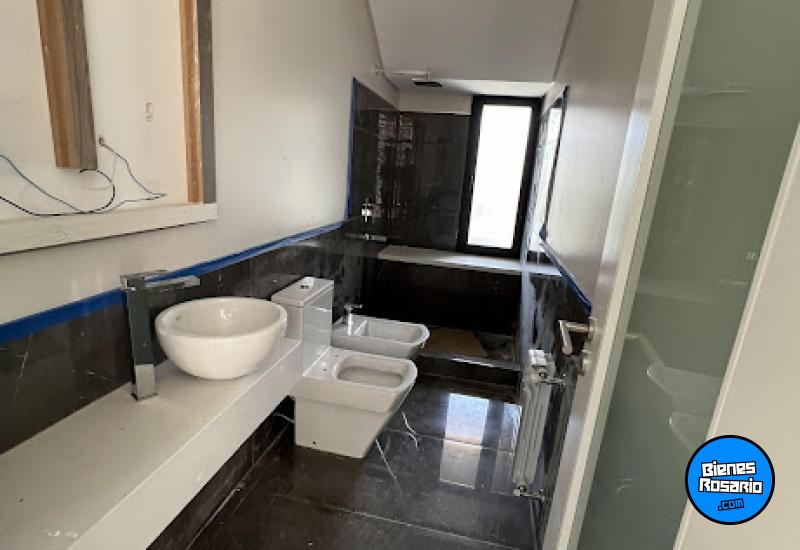 Casas - Funes - Venta