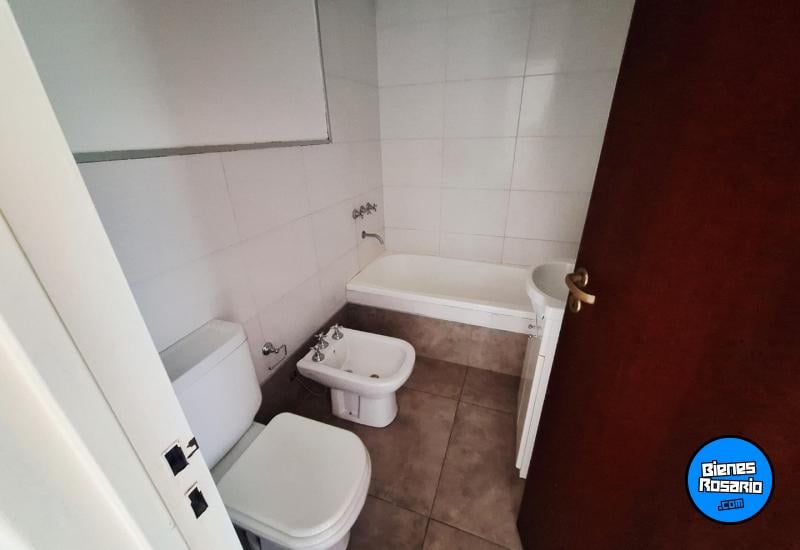 Casas - Rosario -  Alquiler