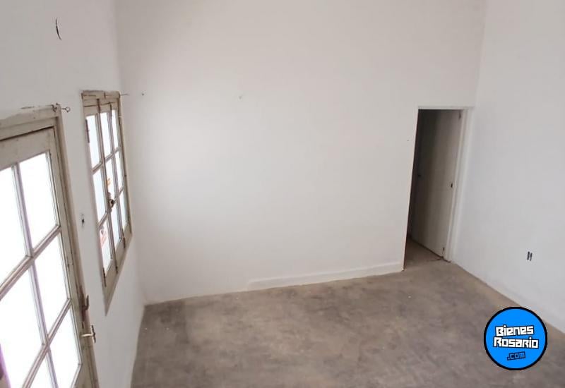 Casas - Alvear -  Alquiler