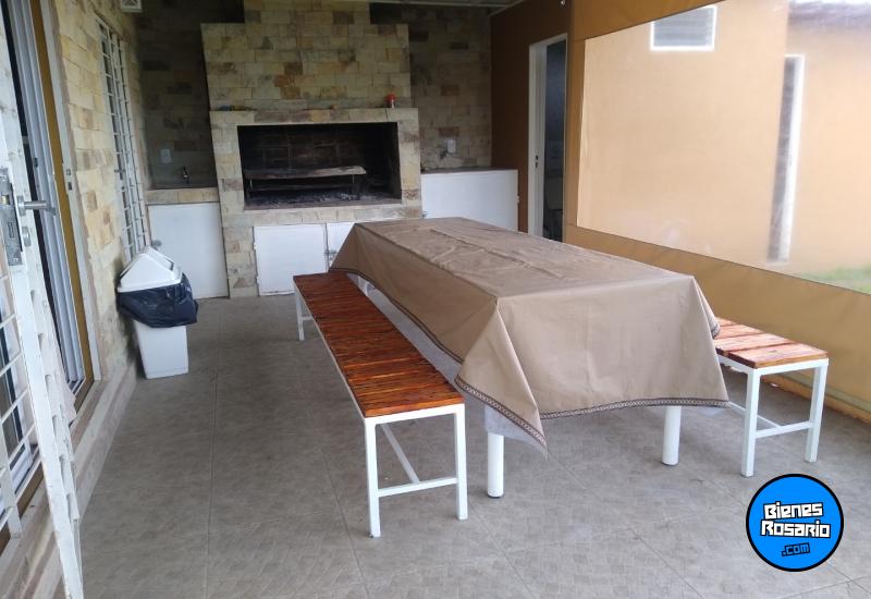 Casas - Rosario -  Alquiler