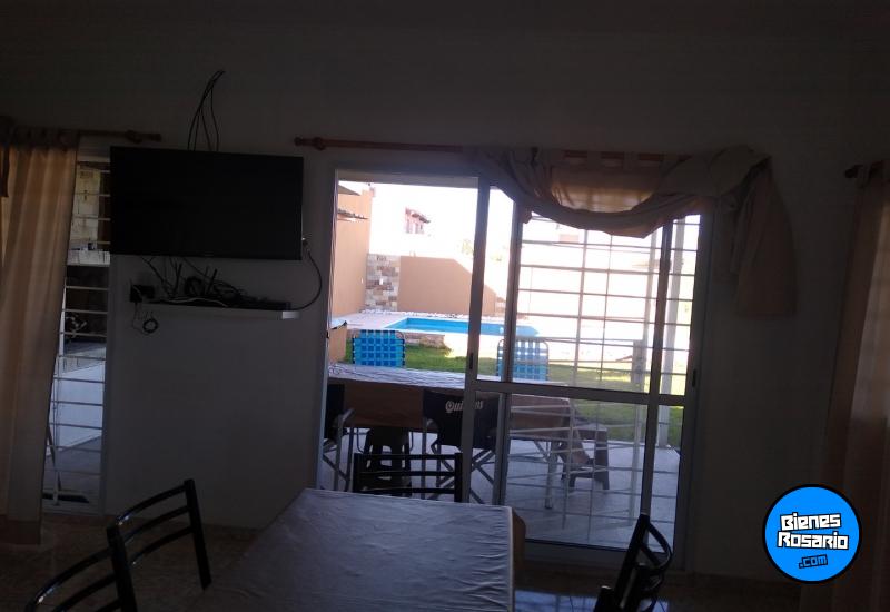 Casas - Rosario -  Alquiler