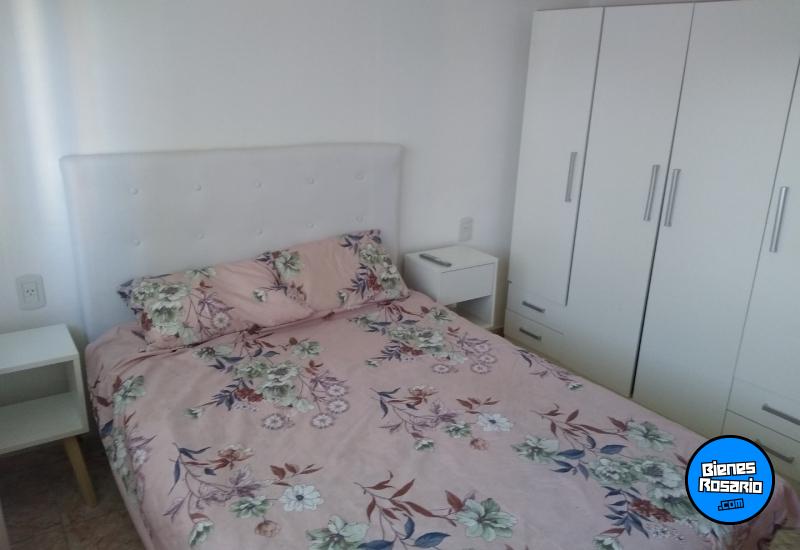 Casas - Rosario -  Alquiler