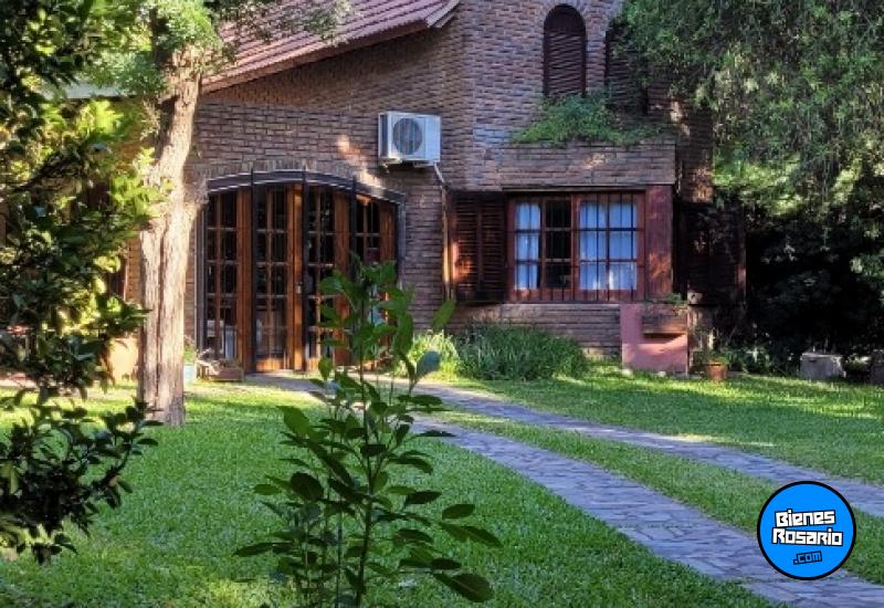 Casas - Funes - Venta