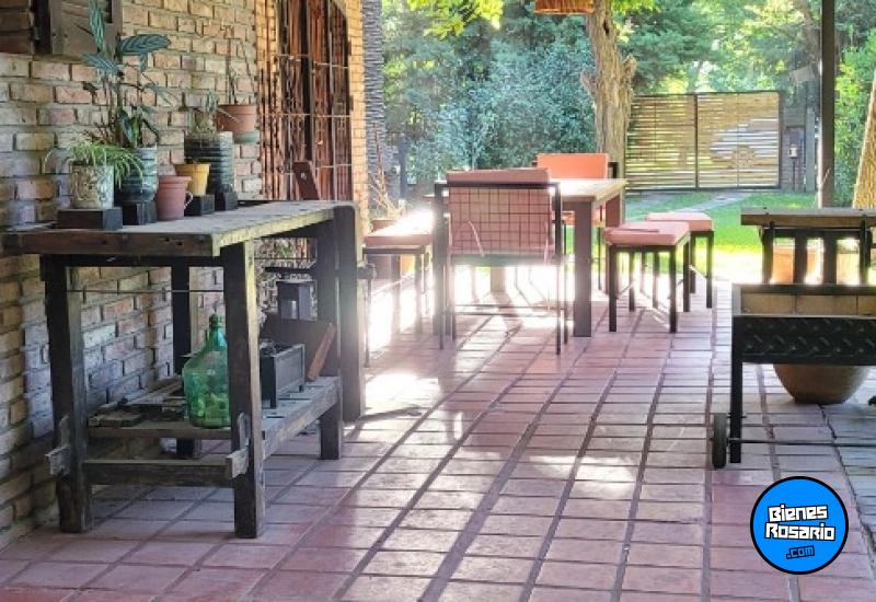 Casas - Funes - Venta