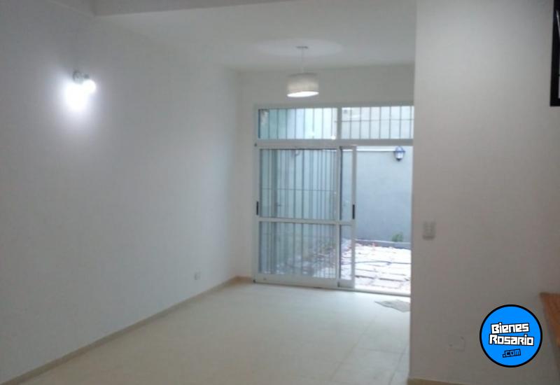 Casas - Rosario -  Alquiler