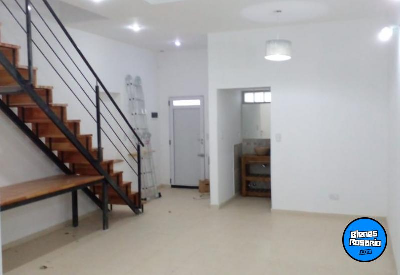 Casas - Rosario -  Alquiler