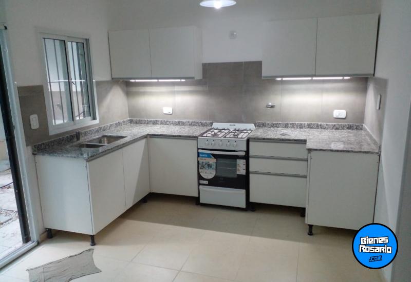 Casas - Rosario -  Alquiler