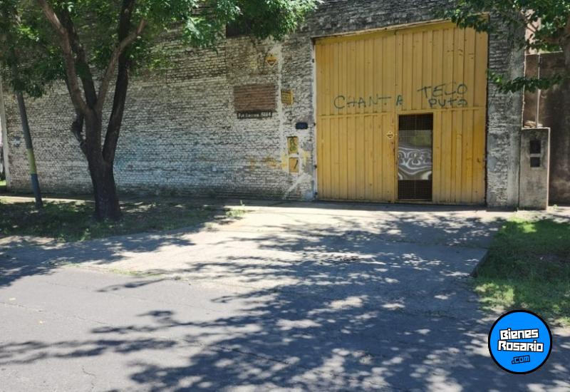 Galpones / Depósitos - Rosario - Venta