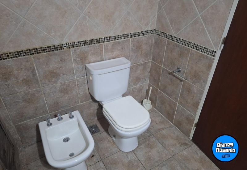 Casas - Rosario -  Alquiler