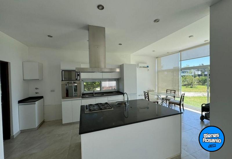 Casas - Roldan -  Alquiler