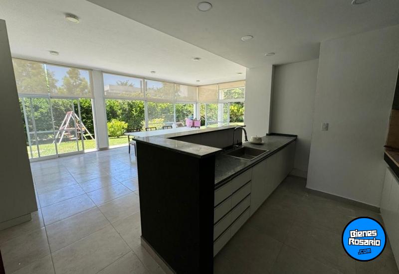 Casas - Roldan -  Alquiler