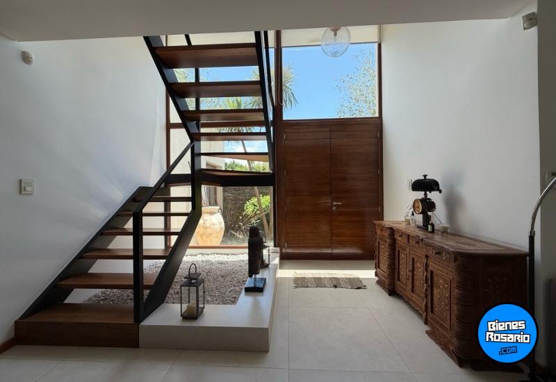 Casas - Funes - Venta