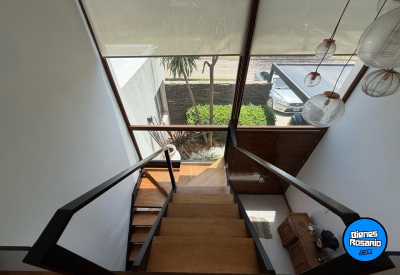 Casas - Funes - Venta