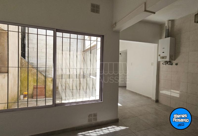 Departamentos de pasillo - Rosario - Venta