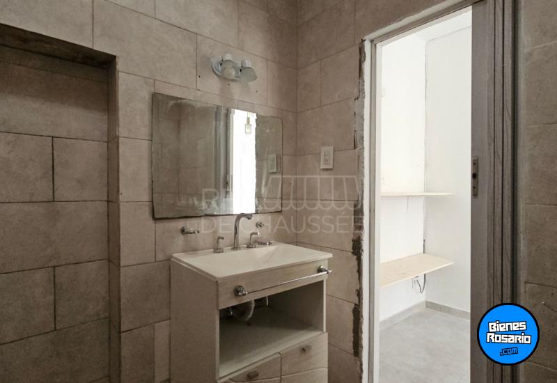 Departamentos de pasillo - Rosario - Venta