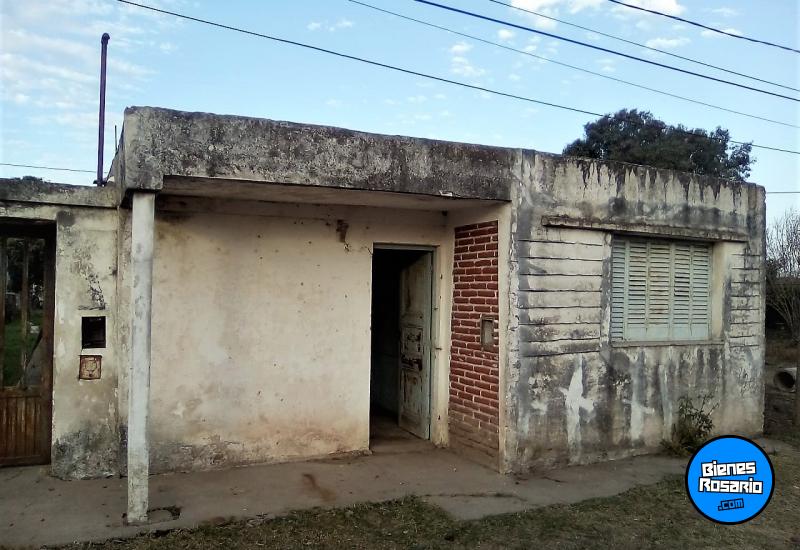 Casas - Alvarez - Venta
