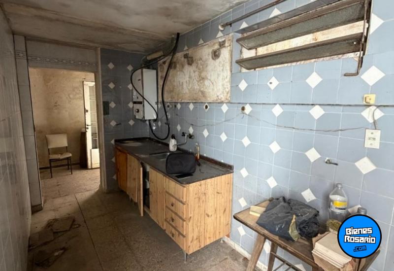 Departamentos de pasillo - Rosario - Venta