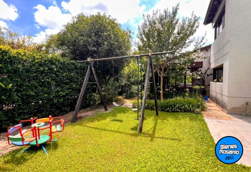 Casas - Funes - Venta