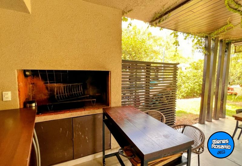 Casas - Funes - Venta