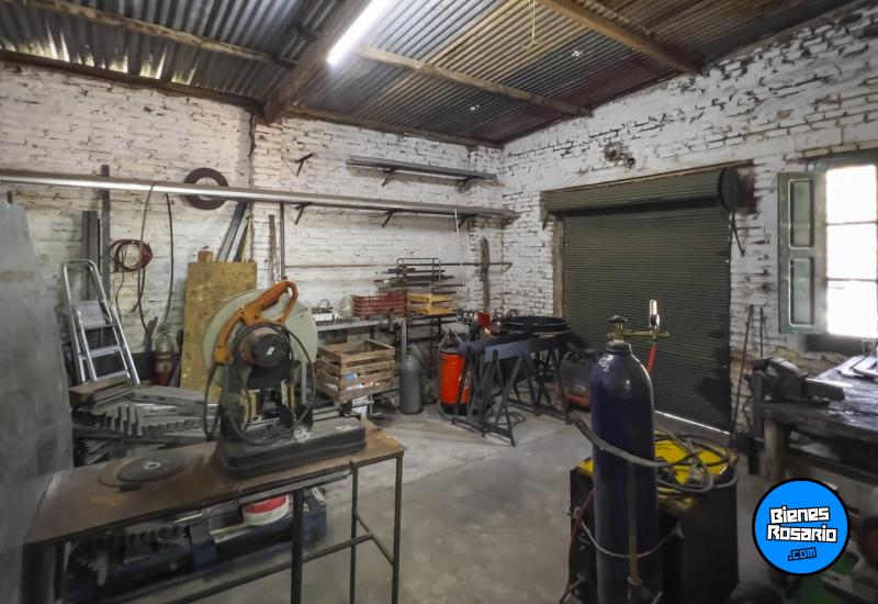 Galpones / Depósitos - Zavalla - Venta