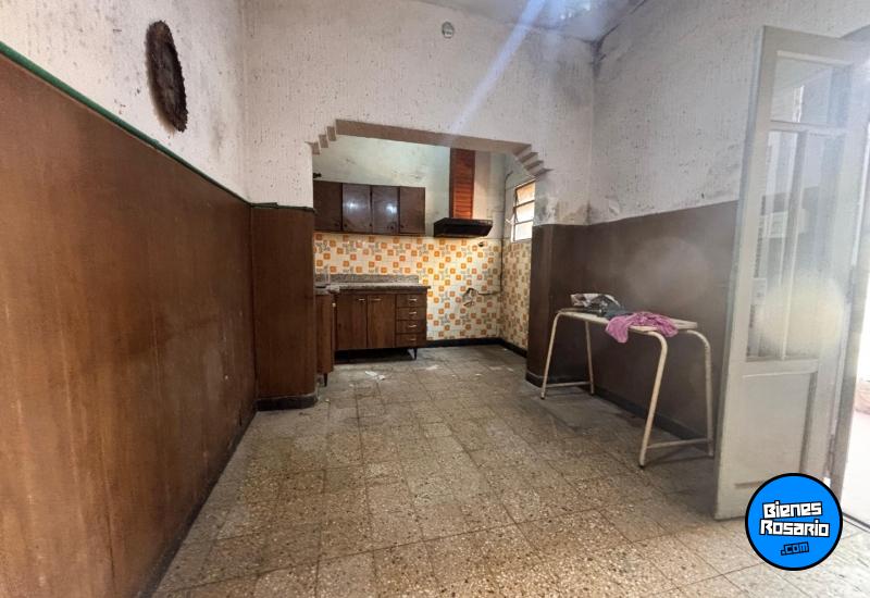 Departamentos de pasillo - Rosario - Venta