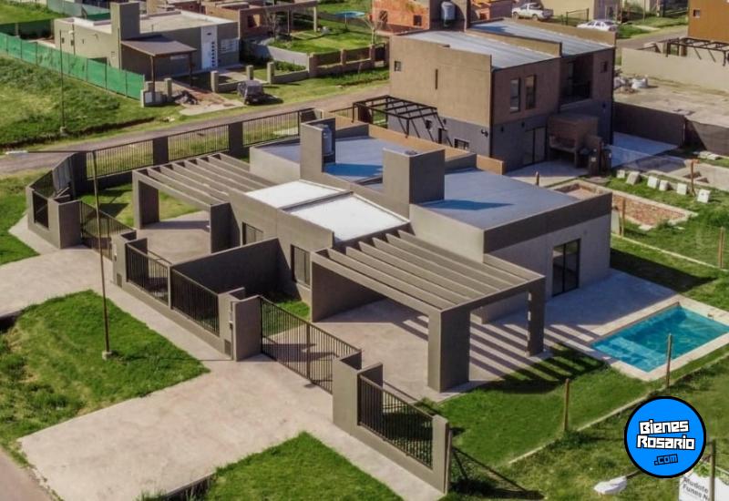 Casas - Funes - Venta