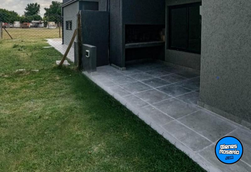 Casas - Funes - Venta