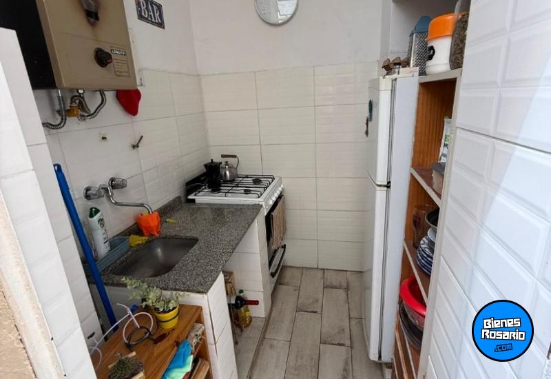 Departamentos de pasillo - Rosario - Venta