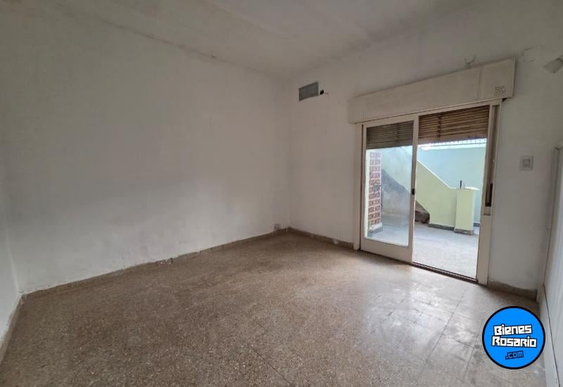 Departamentos de pasillo - Rosario - Venta