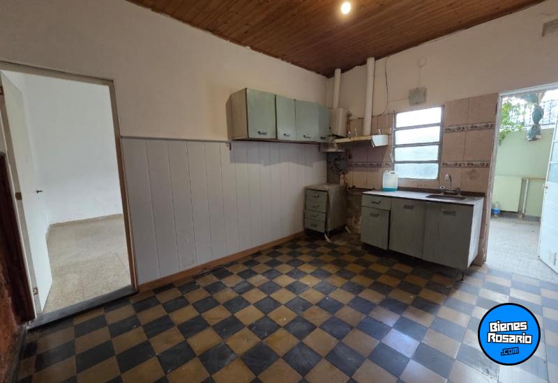 Departamentos de pasillo - Rosario - Venta