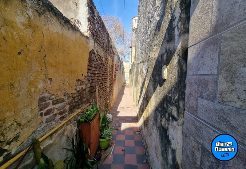 Departamentos de pasillo - Rosario - Venta