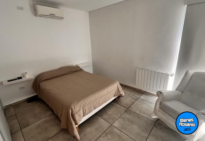 Casas - Funes -  Alquiler