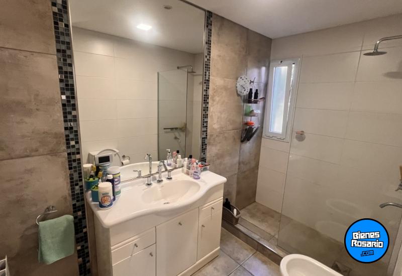 Casas - Funes -  Alquiler