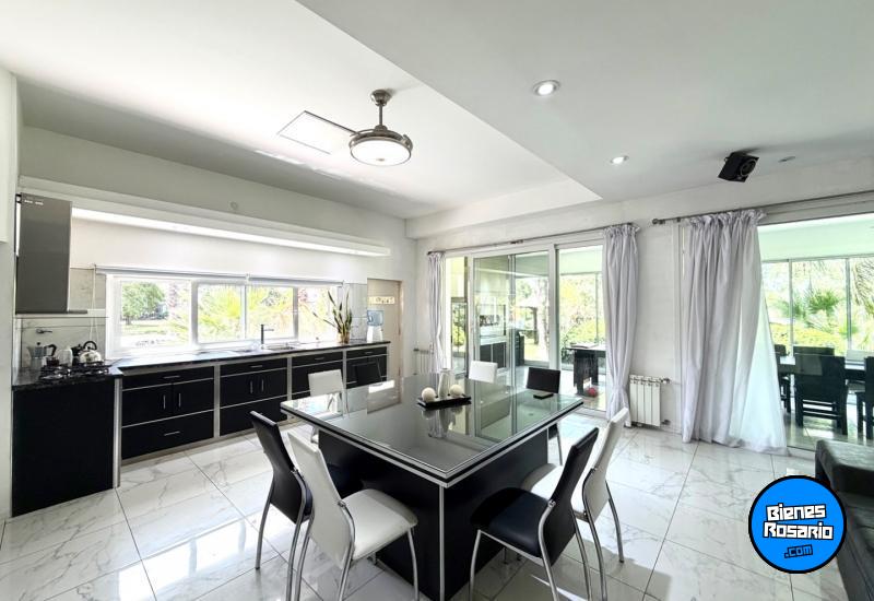 Casas - Rosario -  Alquiler