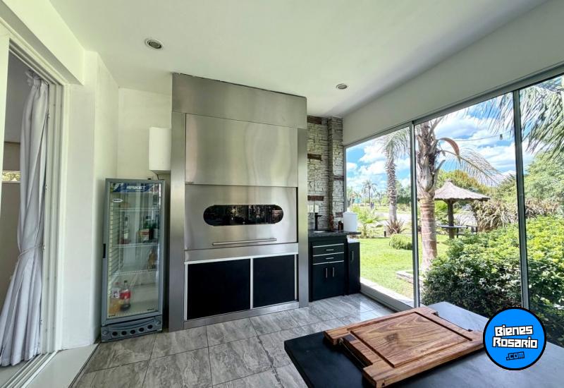 Casas - Rosario -  Alquiler