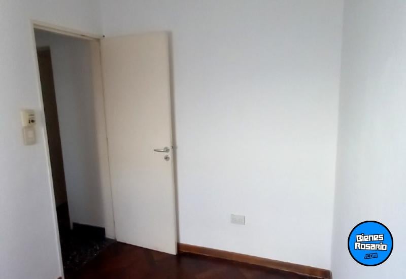 Departamentos de pasillo - Rosario - Venta