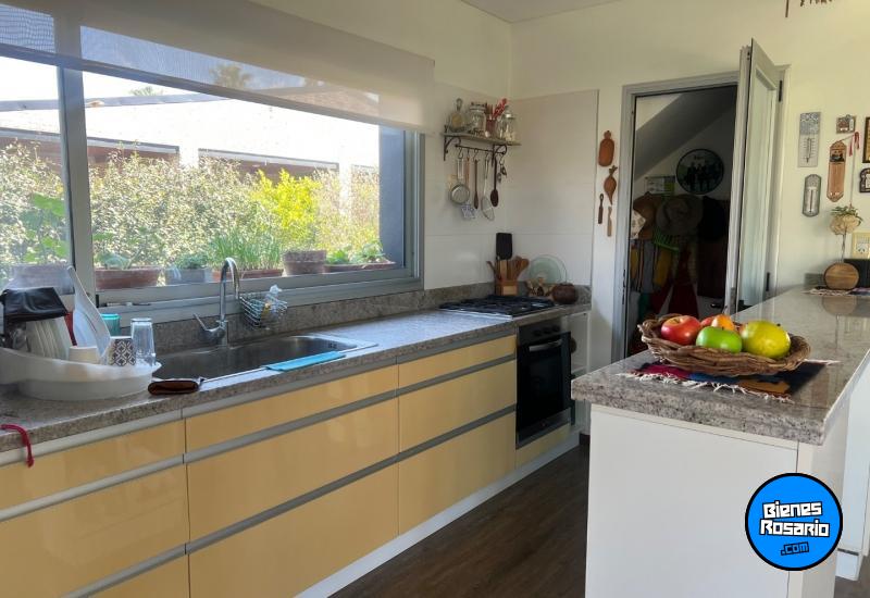 Casas - Roldan - Venta