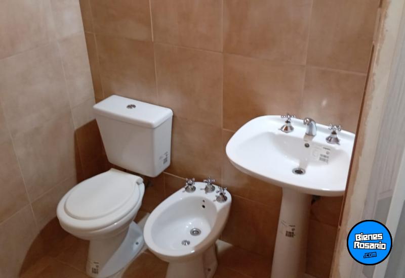 Casas - Rosario -  Alquiler