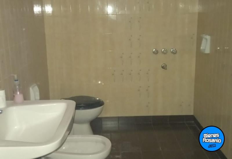 Casas - Rosario -  Alquiler