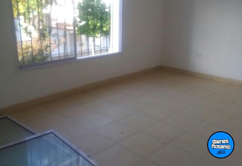 Casas - Rosario -  Alquiler