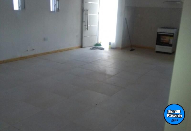 Casas - Rosario -  Alquiler