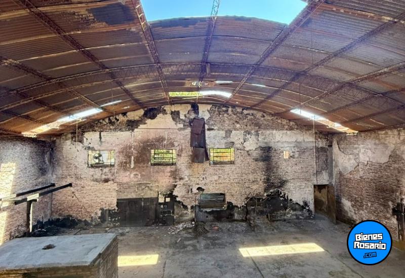 Galpones / Depósitos - Rosario - Venta