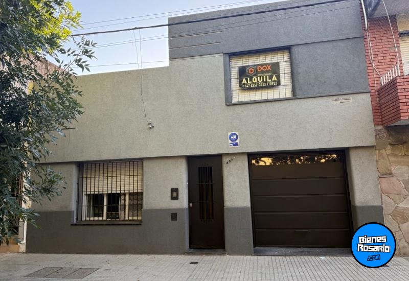 Casas - Rosario -  Alquiler