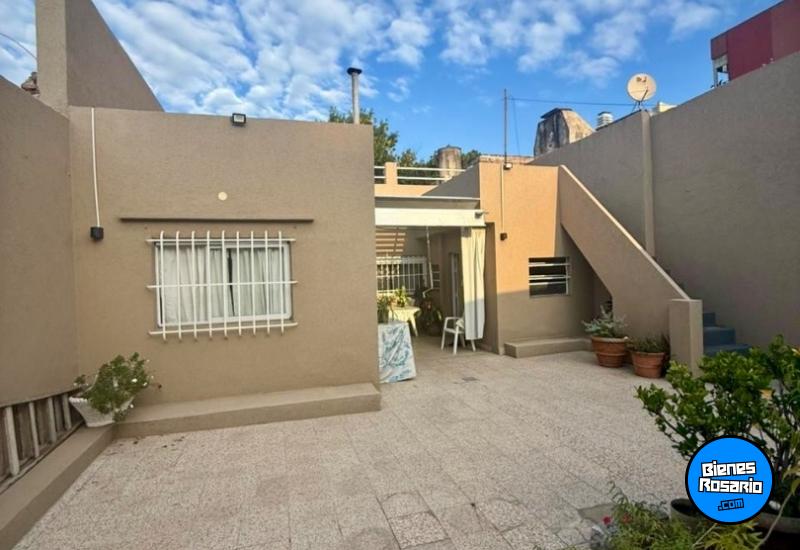 Casas - Rosario -  Alquiler